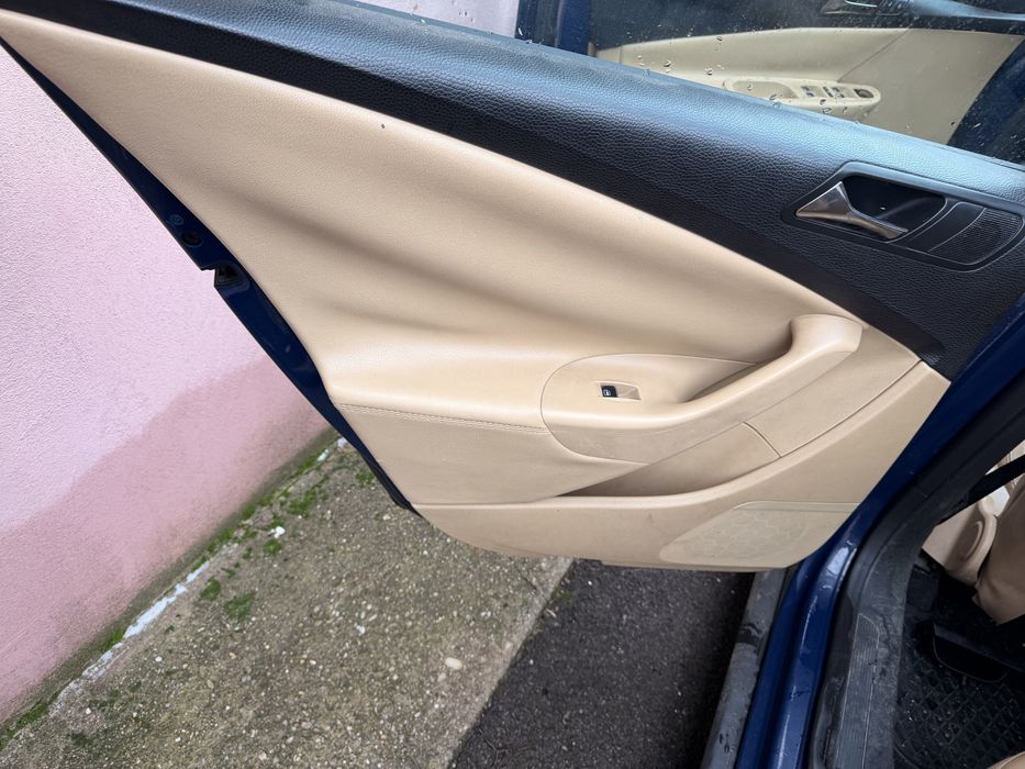 Interior piele crem alcantara scaune fete usi vw passat b6 berlina