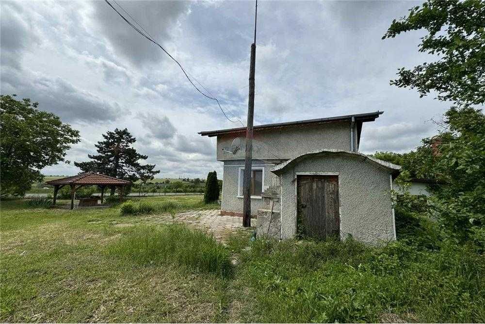Продава се Парцел в Шумен, Пазара - 7612 кв.м за 79 €/кв.м - Снимка #1
