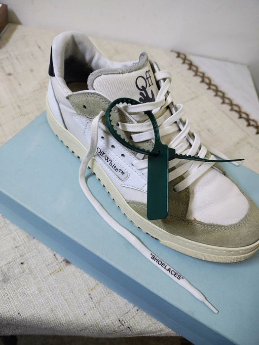 Adidași Off White Canvas 5.0