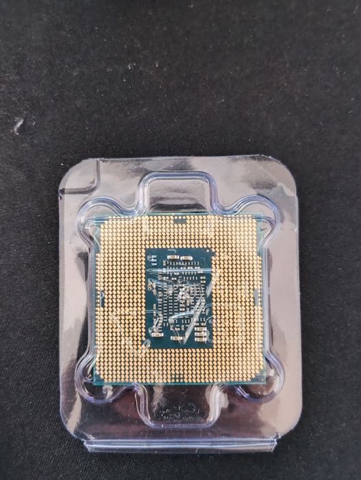 Procesor i3 9100f Negociabil