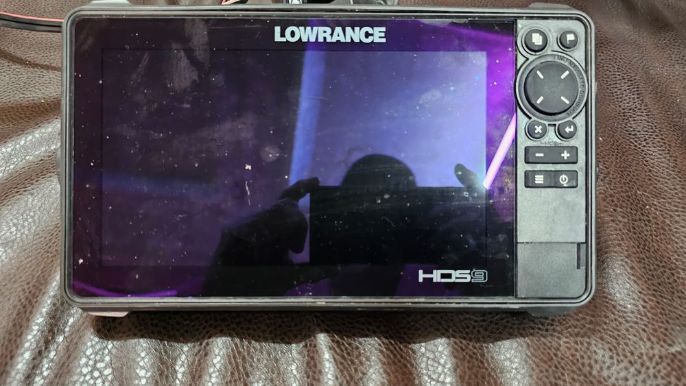 Эхолот Lawrence  HDS -9     с датчиком 3в1