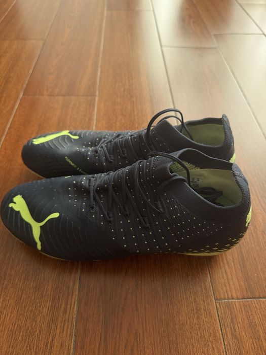 Ghete de fotbal Puma