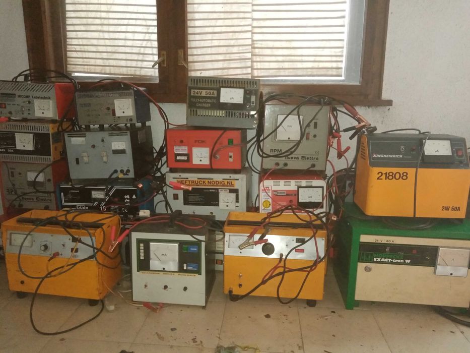 Зарядно за акумулатор и ремонт