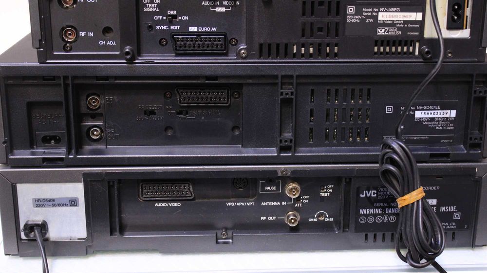 Defect ! Video(VHS) Panasonic,Mitsubishi,JVC(4 buc).