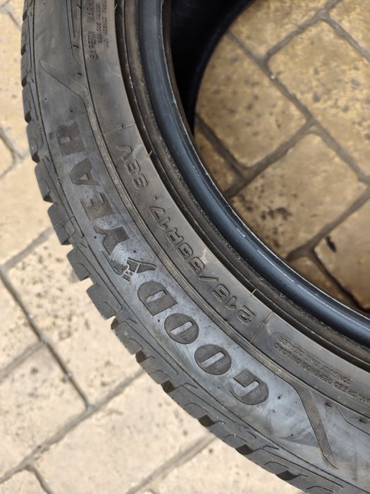 Зимни гуми Good year 215/55/17 Ultra grip performance+2155517