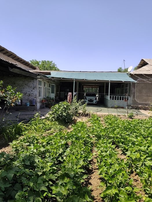 Uy sotiladi xovli uchaska