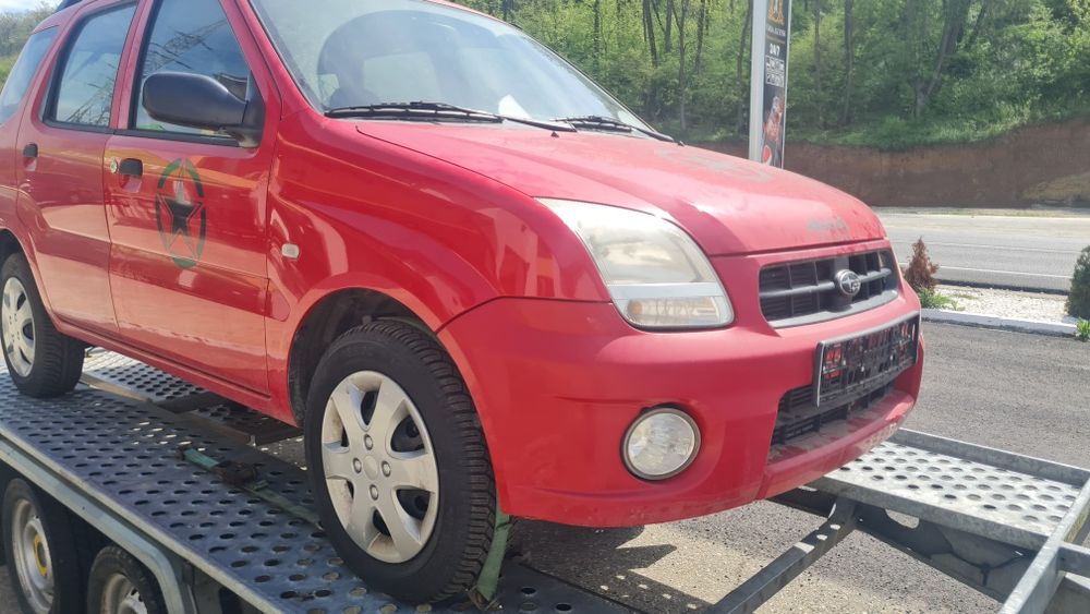 Cutie viteze subaru justy 4 × 4