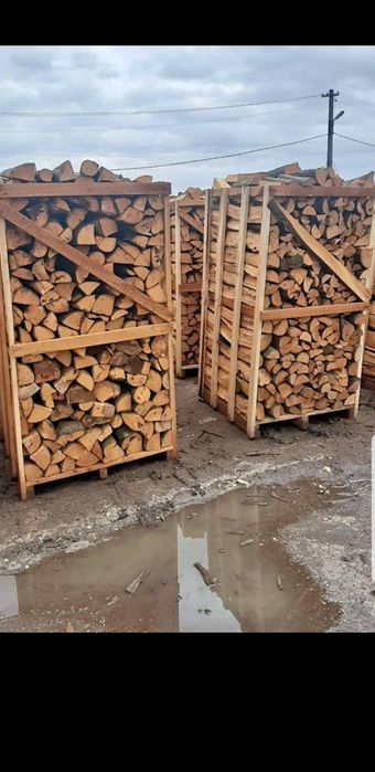 Lemne de foc de vanzare