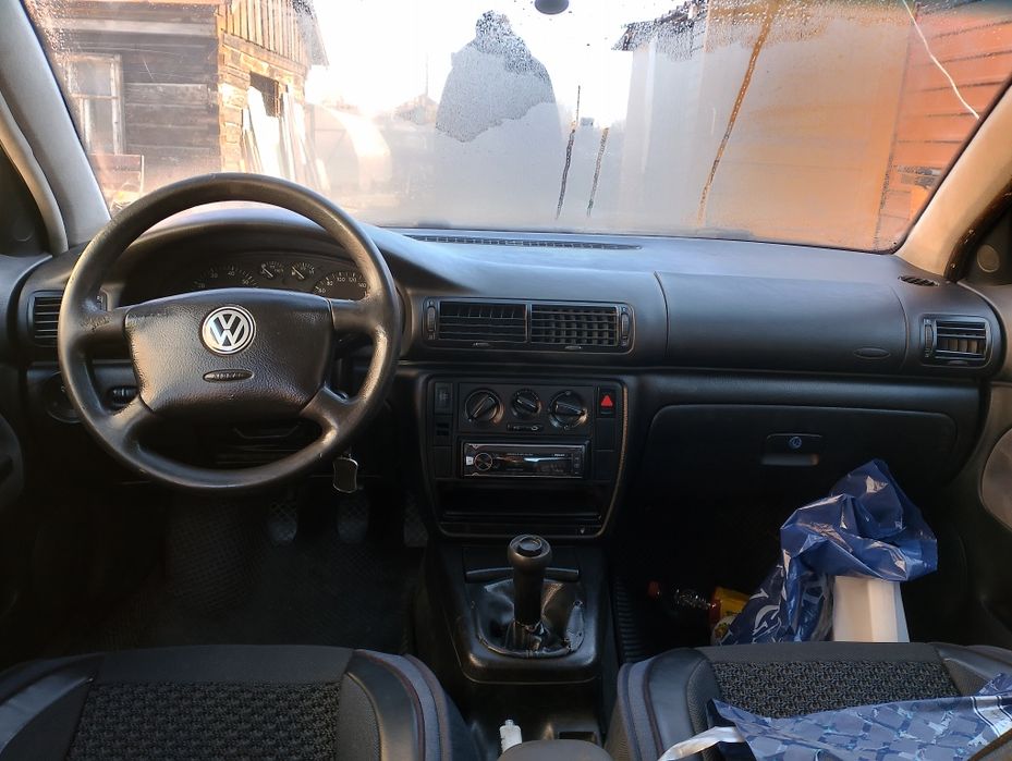 Пассат б5 1.6...