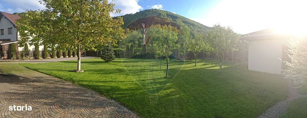 Casă / Vilă cu 6 camere de vânzare în zona Ultracentral