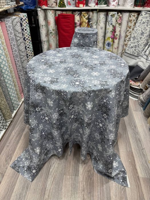 Новогодняя скатерть метражная
