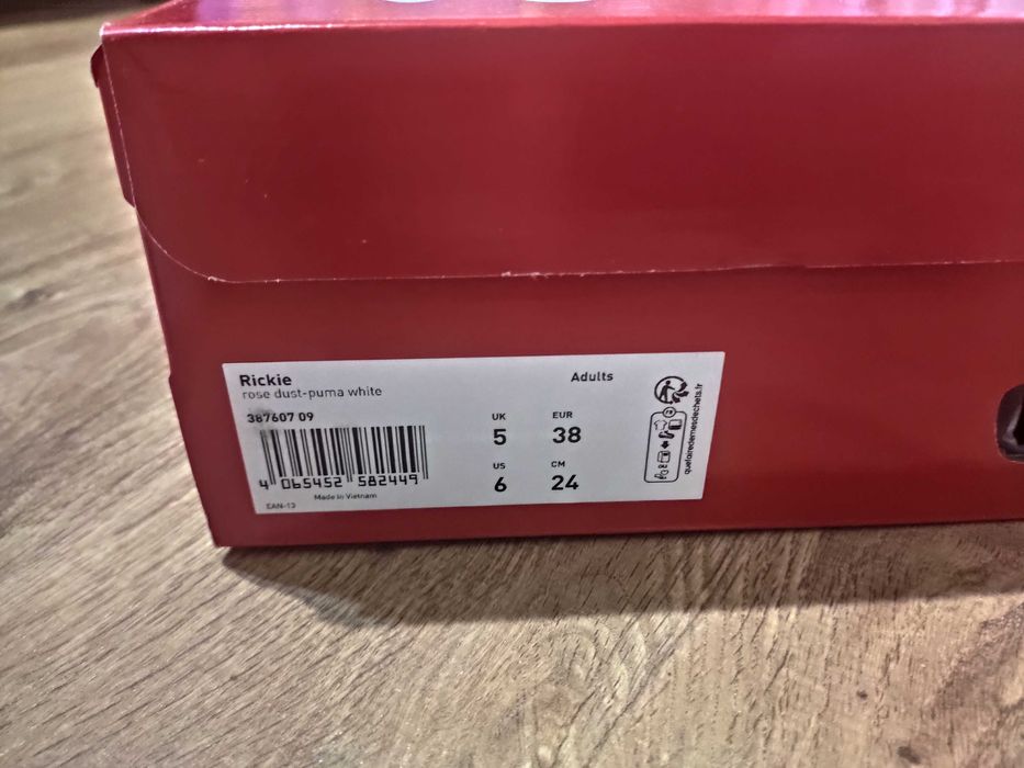 Унисекс спортни обувки Puma Rickie