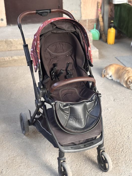 Прогулочная коляска