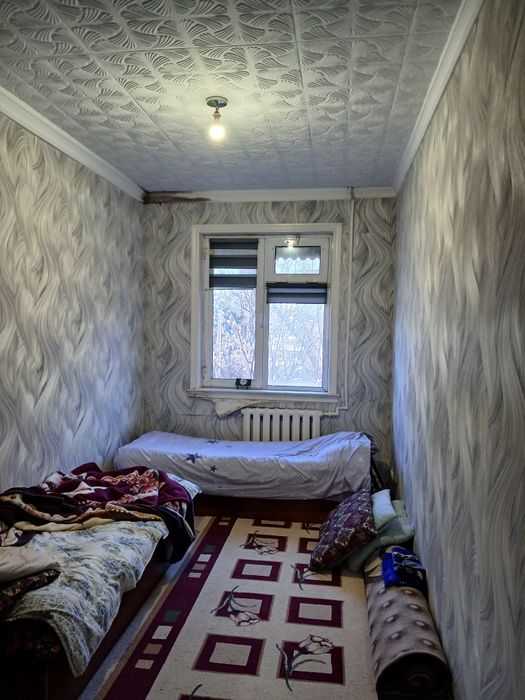 Чиланзар-2.  2/3/4. Торговый центр Чиланзар срочно