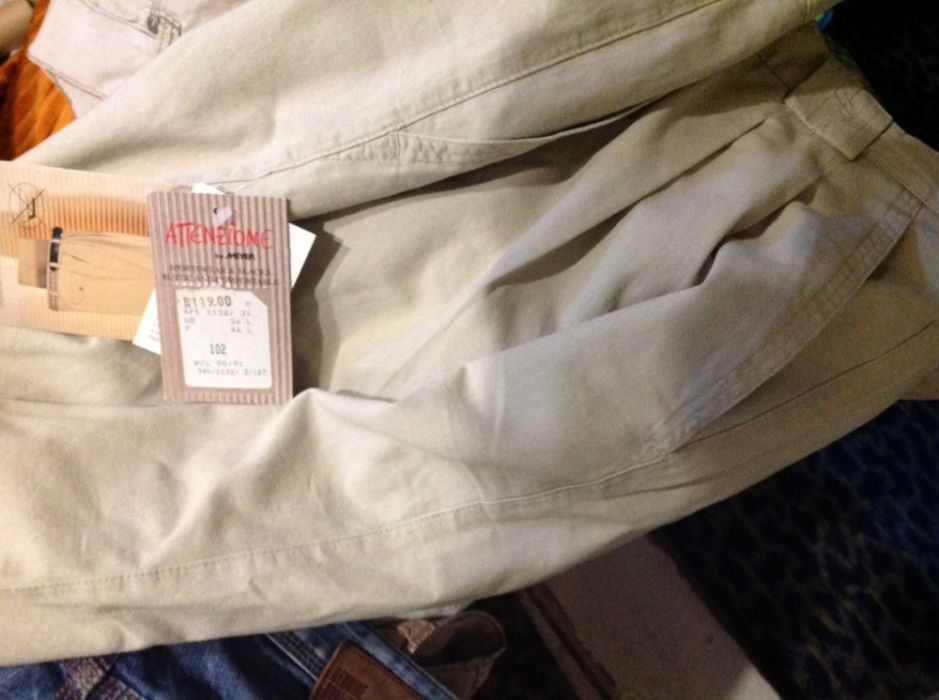 Pantaloni de vara barbati