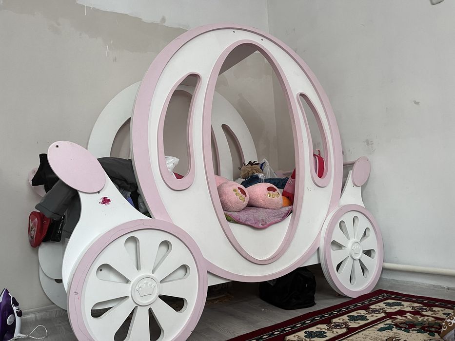 Диван детский срочно прода