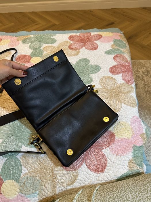 Модная кожаная сумка