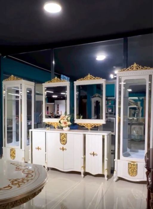 Сервант в гостиную. Шкаф/стенка