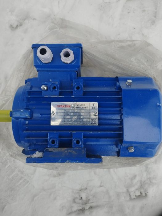 Асинхронный электродвигатель АИР80В6