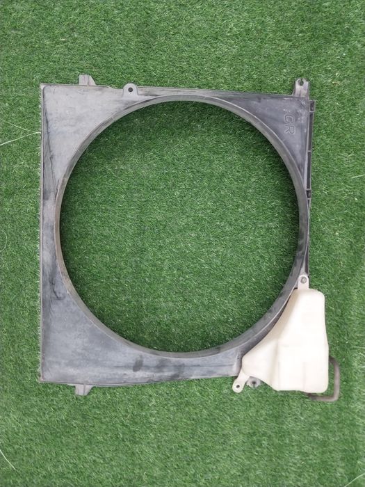 Диффузор радиатора Land Cruiser tlc100