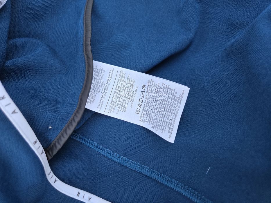 Nike оригинална дамска блузка нова  М размер