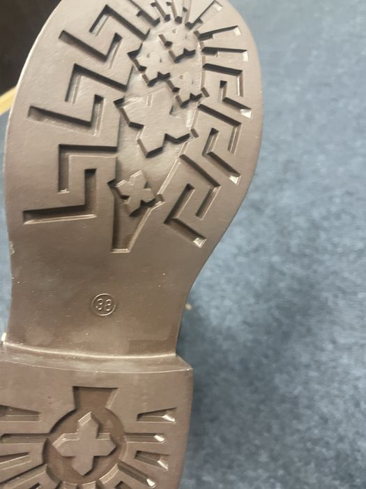 Әйелдерге арналға ұзын етік