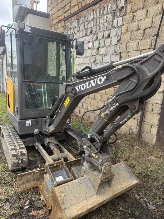 Volvo EC18an 2022/powertilt vand/Schimb