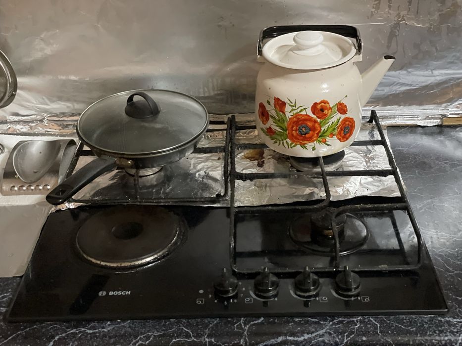 старо модный мебедь для кухня