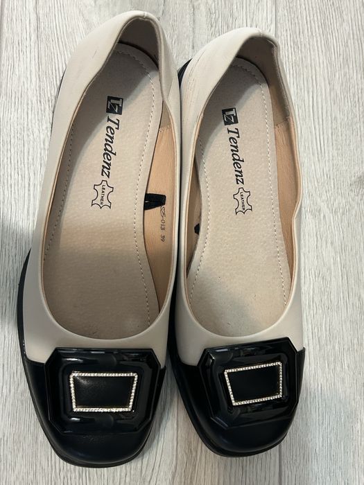 Нови обувки от естествена кожа