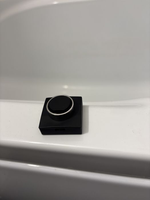 Ultrahuman Ring Air S09  Raw Titanium+ Charging Dock
