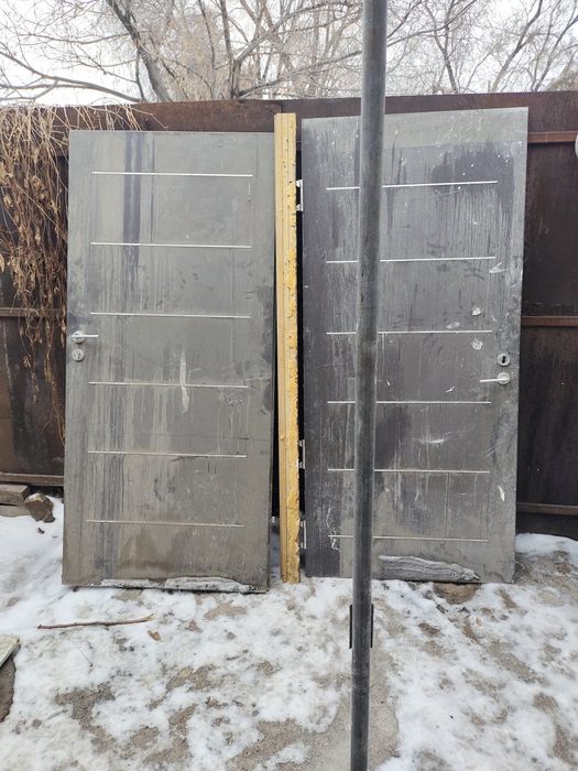 Продам межкомнатные двери и окна