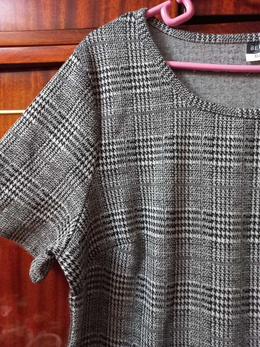 Rochie de zi/ birou - marimea 40