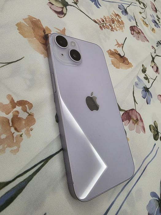 Продавам Iphone 14 128GB Purple