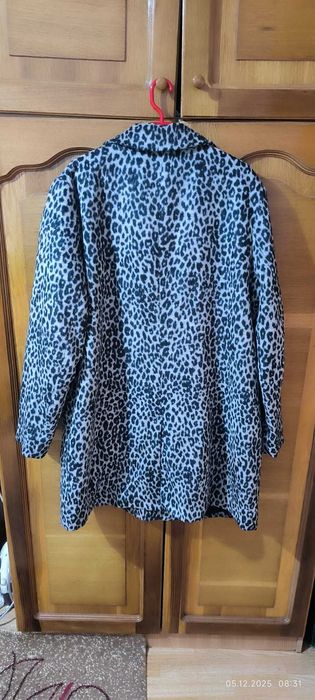 Vând palton dama C&A