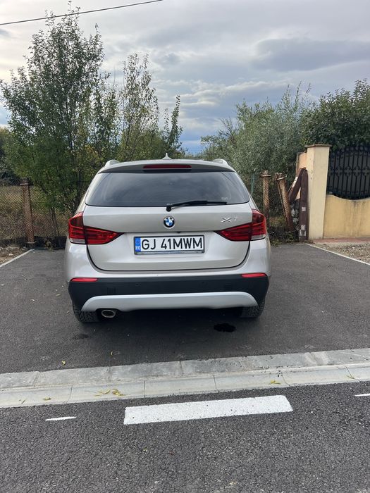 Vand bmw x1 decembrie 2010