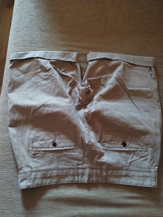 Pantaloni scurti noi Tommy Hilfiger  M-L