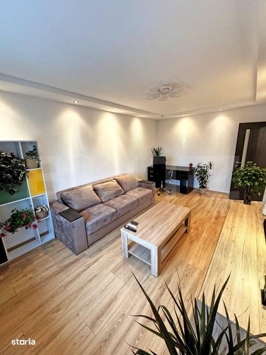 Apartament, 2 camere decomandat, zona centrala