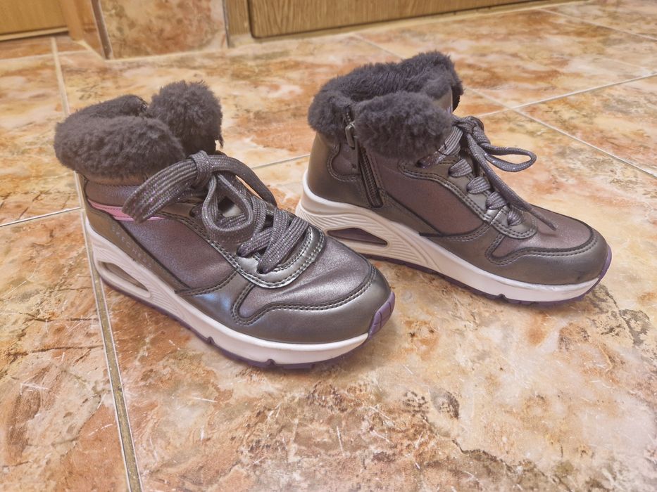 Ghete Skechers pt copil , din piele ecologica