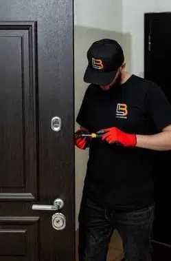 Вскрытие квартиры, гаражи, сейфы. Замена, ремонт замков. 24/7