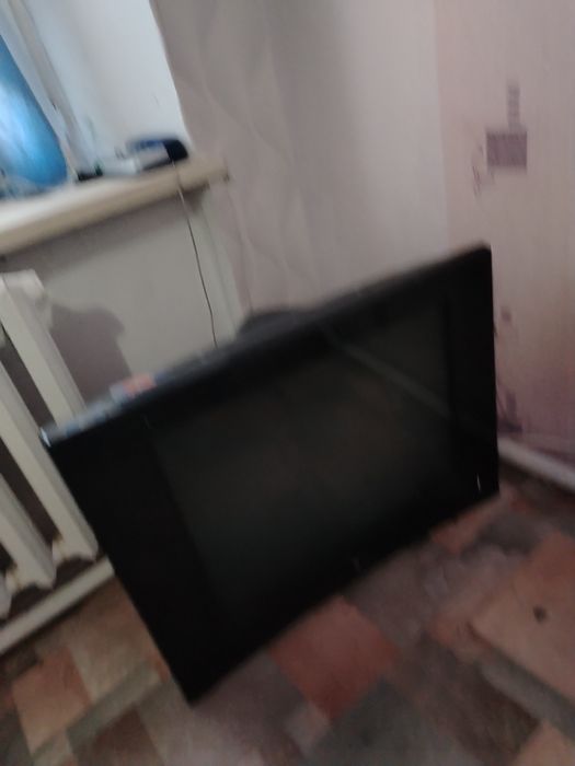 Телевизор плосткии цветной