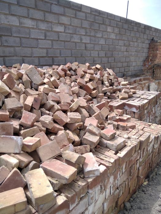 Продам красные кирпичи новые