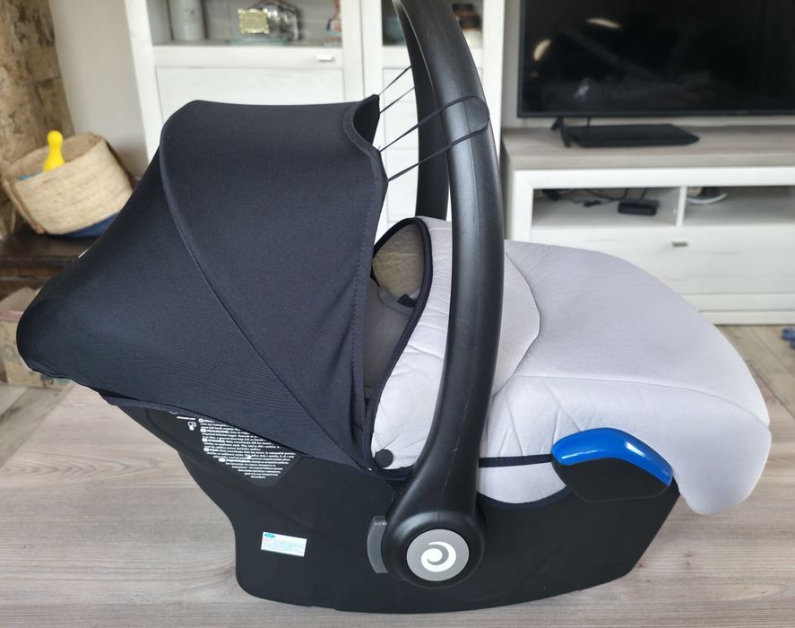 Кошница за кола Avionaut/Tutis Kite + IsoFix база Carlo + адаптери — пълен комплект