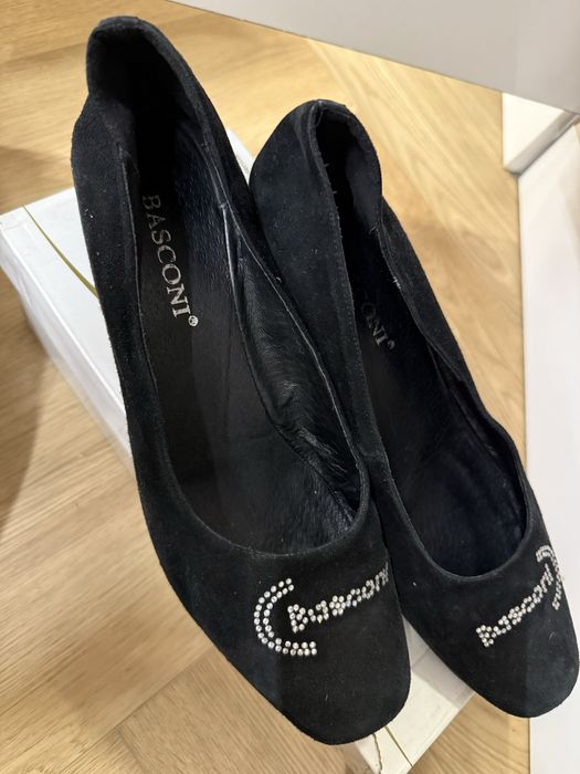 Туфли замшевая. 39р