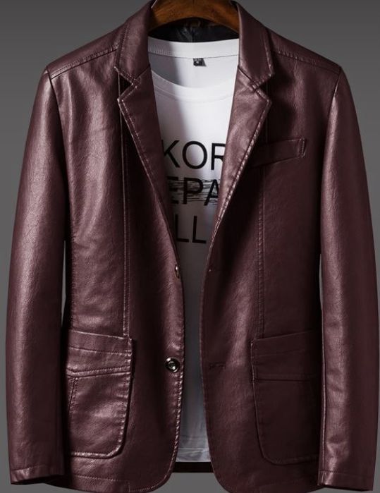 Кожаная куртка.