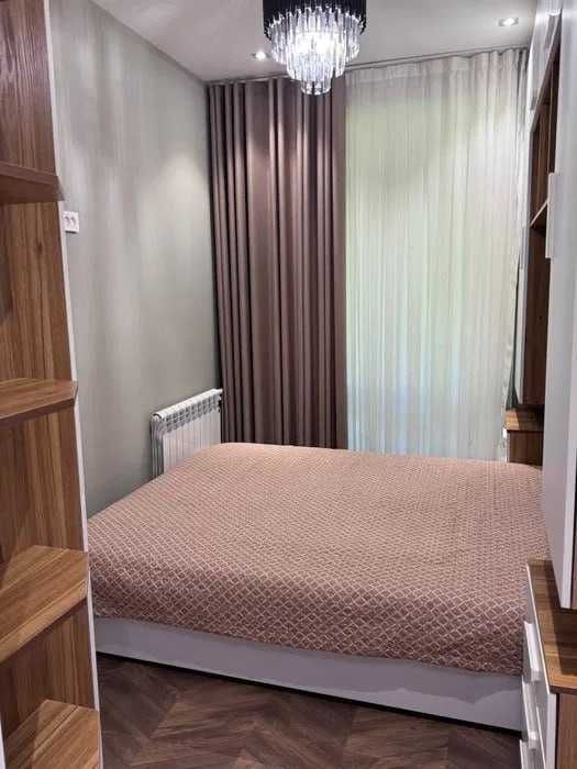 Сдаётся квартира на Мирабаде,улица Нукусская, ор-р: посольство Росии!