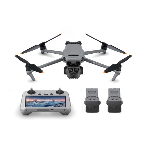 Дрон DJI Mavic 3 Pro Fly More Combo (DJI RC)
