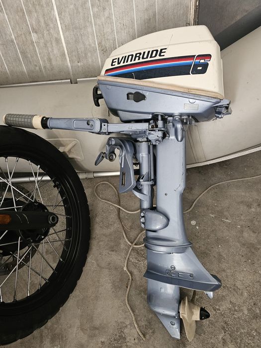 Motor barca Evinrude 6 cp