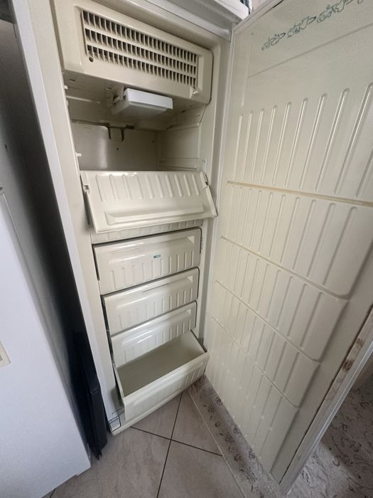 Продается морозильник