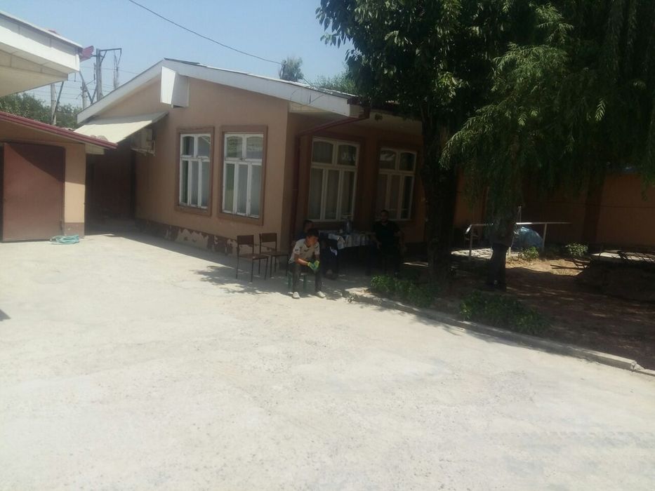 Yer sotiladi 11 sotix manzil shaxristanskida telebashniyada