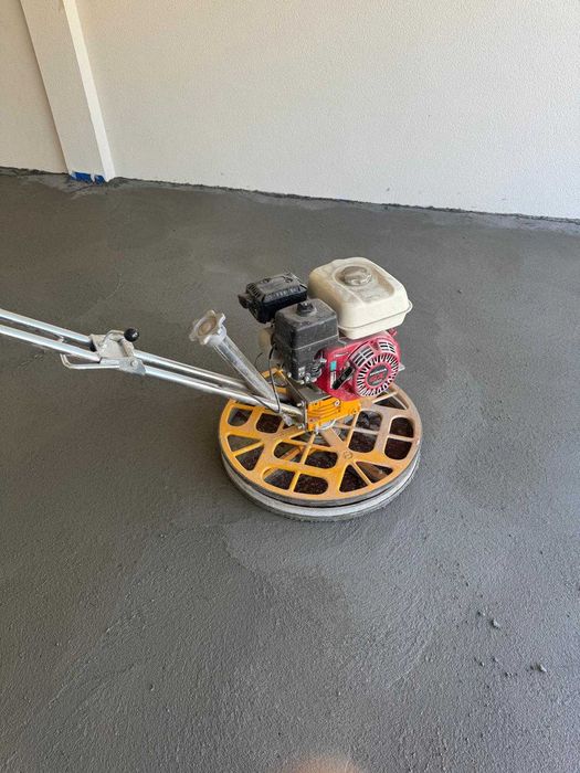 Închiriere de scule și utilaje.